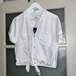 White tie front, button down blouse brand new and never worn